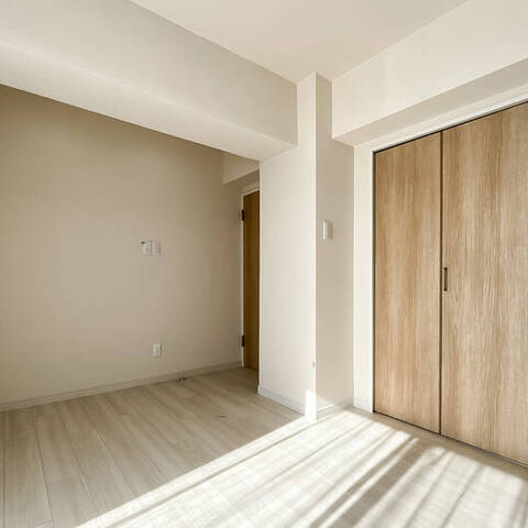 日商岩井方南町マンションの室内写真