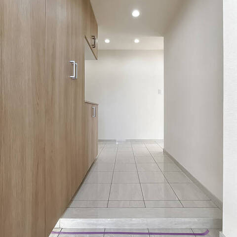 日商岩井方南町マンションの室内写真