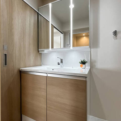 日商岩井方南町マンションの室内写真