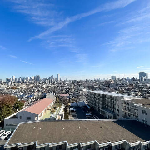 日商岩井方南町マンションの室内写真