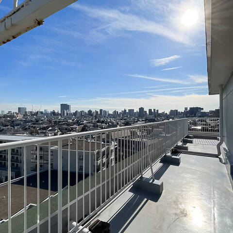 日商岩井方南町マンションの室内写真