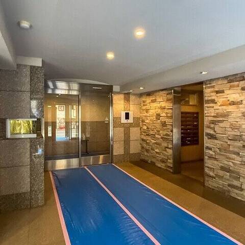 トゥールロワイヤル神宮前の室内写真