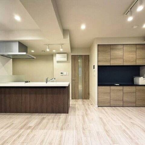 トゥールロワイヤル神宮前の室内写真