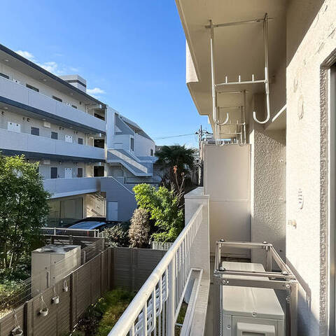 アーバンハウス用賀の眺望・バルコニー写真