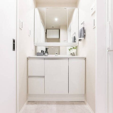 サングレイス関内デサロージョの室内写真