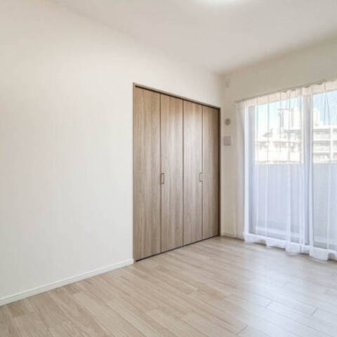 ラヴィドール元住吉の室内写真