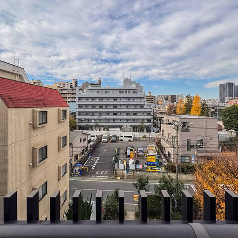 秀和大山レジデンスの室内写真