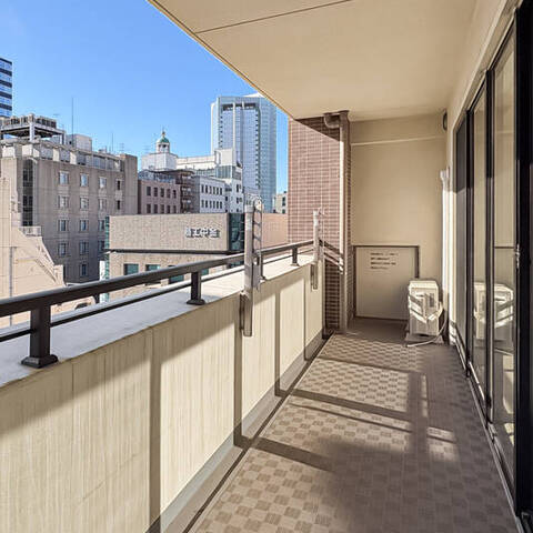 プロスタイル横浜馬車道の室内写真