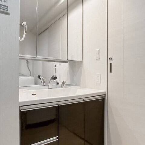 サンクレイドル川崎の室内写真