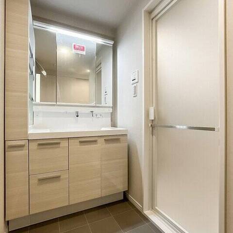 ライフアップ高井戸の室内写真