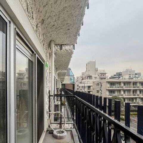 秀和恵比寿レジデンスの眺望・バルコニー写真