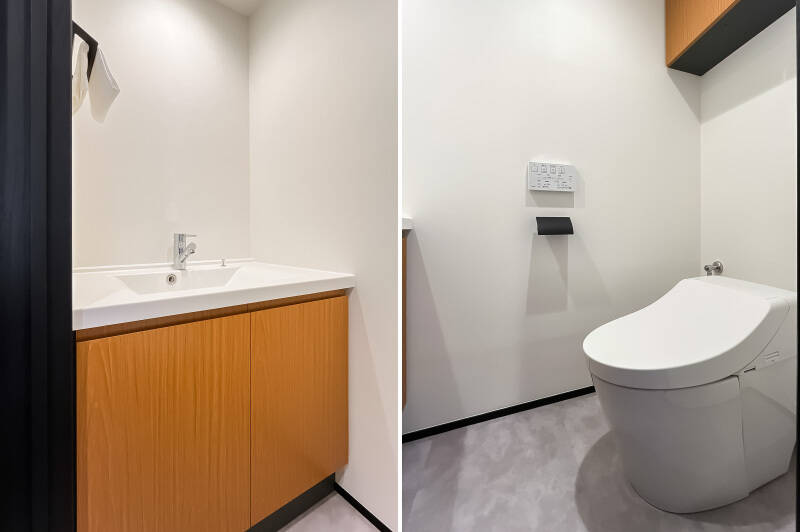 トイレには、水はねを抑えられそうな大きめの手洗い器が備わっています。