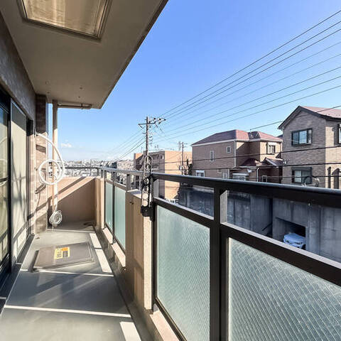 ライオンズヒルズ妙蓮寺の室内写真