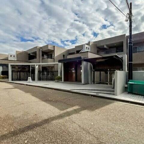 青葉台ガーデンハウスの建物・共用部写真