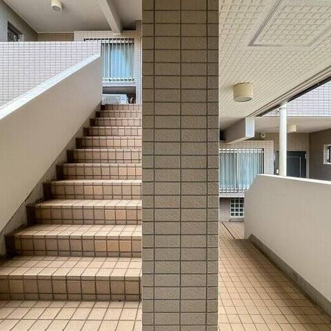 青葉台ガーデンハウスの建物・共用部写真