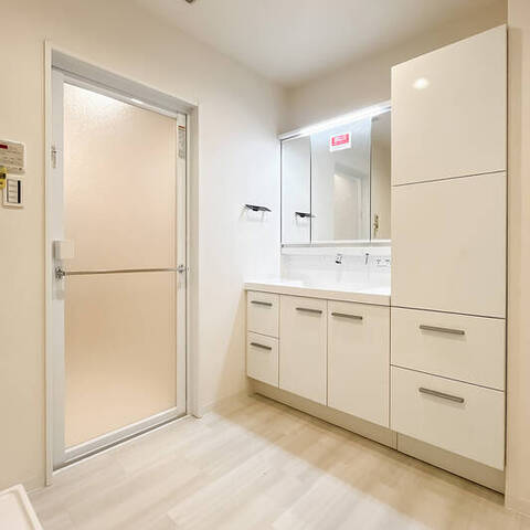 ミオカステーロ横濱関内の室内写真