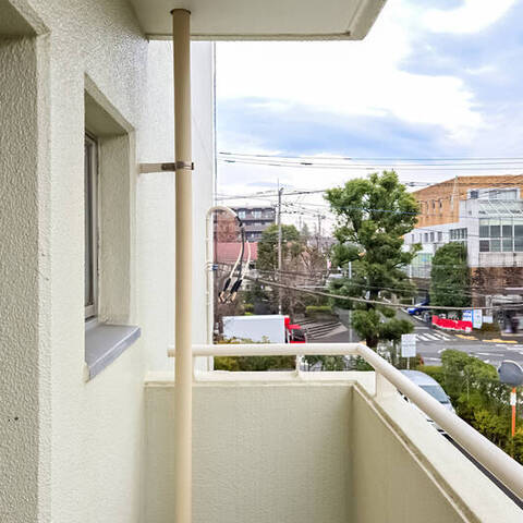 あざみ野団地3-3-1号棟の室内写真