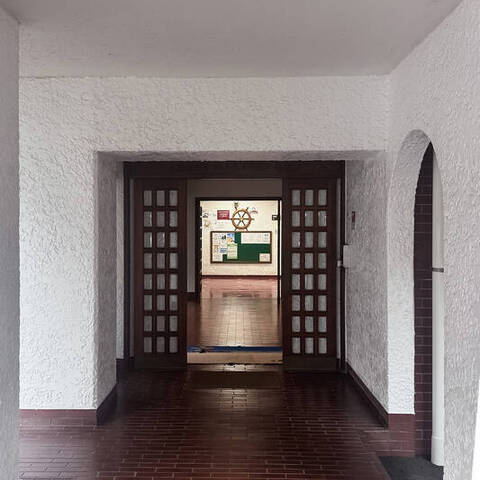 逗子マリーナ5号棟の建物・共用部写真