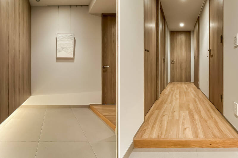 <b><b>左・</b></b>玄関まわりにはトールサイズのシューズボックスを完備。玄関扉を開けた正面の壁はピクチャーレール付きで、住まいの顔となるアートを飾れます。／<b><b>右・</b></b>すべての居室や水まわりには、廊下を経由してアクセスする間取りです。