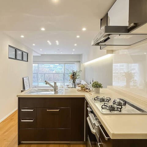 秀和第二三田綱町レジデンスの室内写真