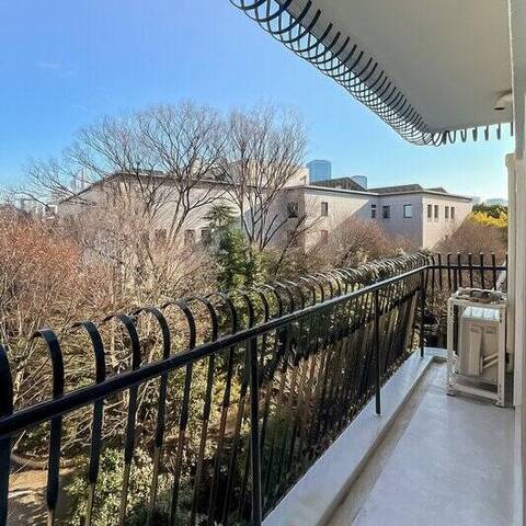 秀和第二三田綱町レジデンスの室内写真