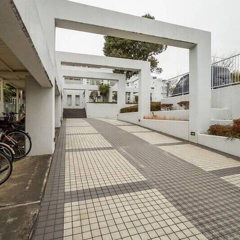 百合ヶ丘ガーデンハウスの建物・共用部写真