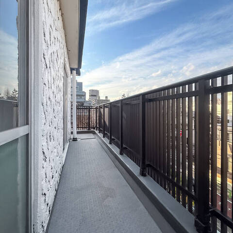 秀和大山レジデンスの室内写真