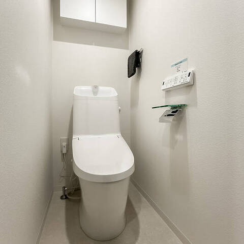 日商岩井方南町マンションの室内写真