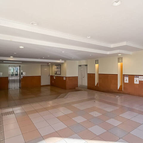 ライオンズガーデン多摩永山の建物・共用部写真