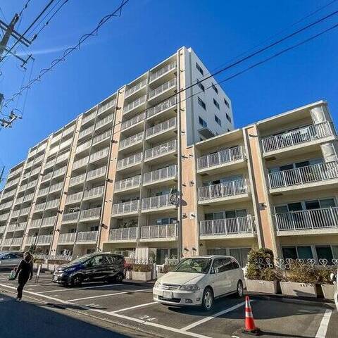 ファミール三軒茶屋の建物・共用部写真