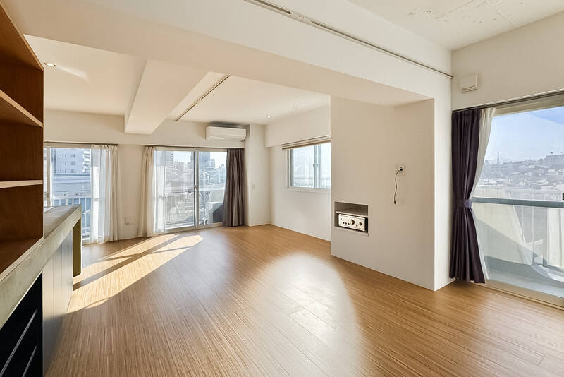 南と西に窓があり、日差しがたっぷり届いています。