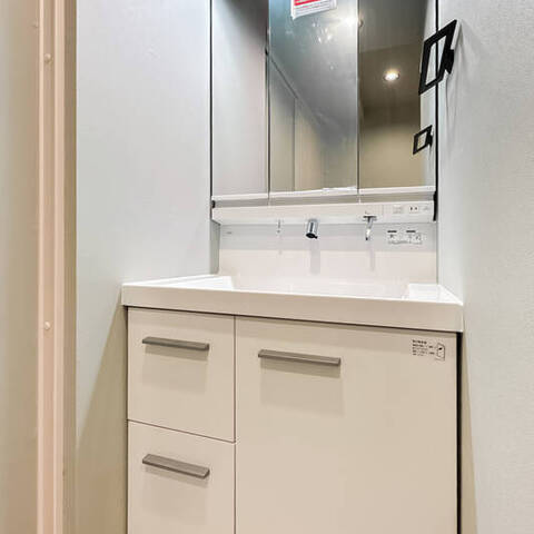 パレロワイヤル六番町の室内写真