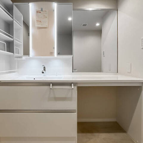 キャナルワーフタワーズWESTの室内写真