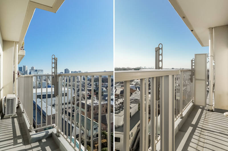 バルコニーは、物干し金具付きです。