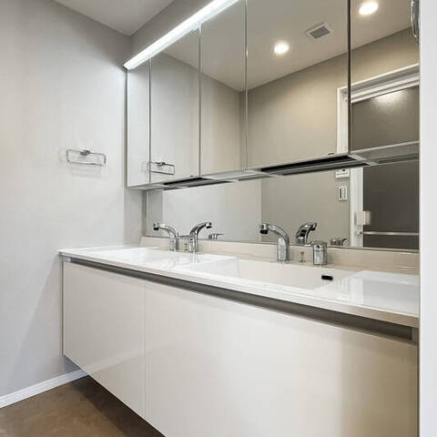 横浜南軽井沢パークホームズの室内写真