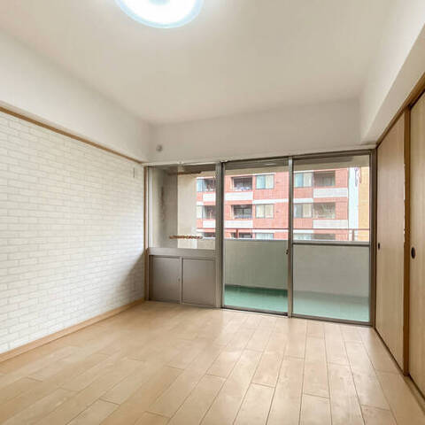 調布センタービルマンションの室内写真