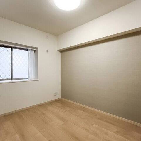 パール岸谷公園の室内写真