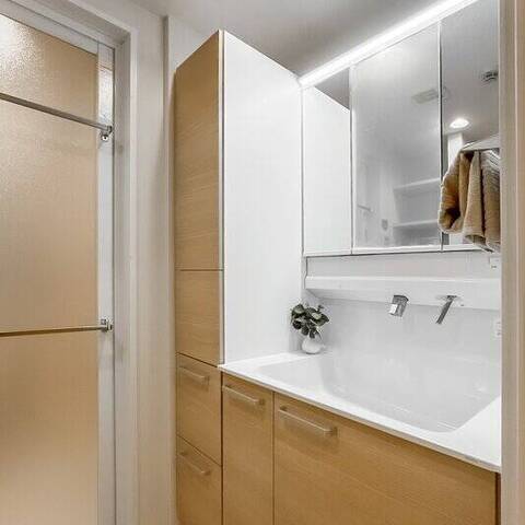 パール岸谷公園の室内写真