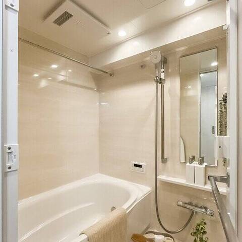 パール岸谷公園の室内写真