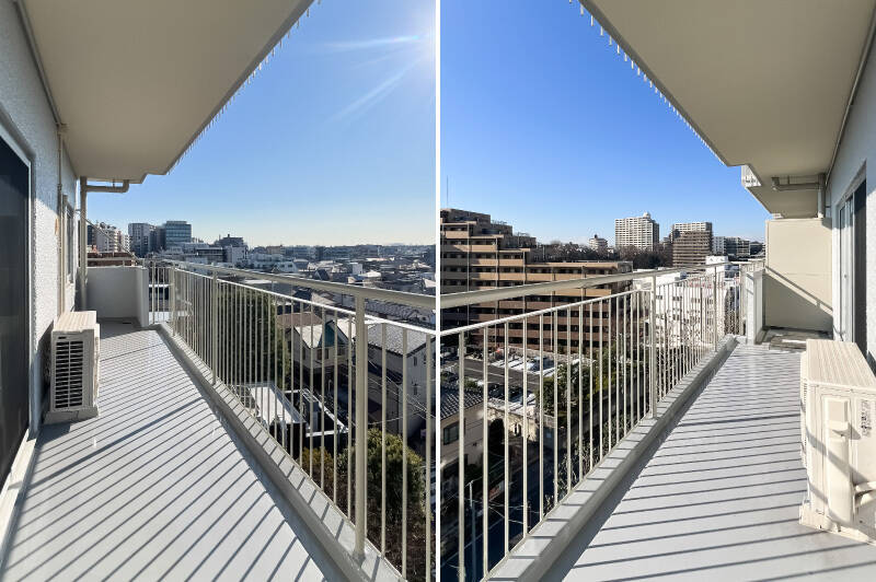 ちょっと広い南向きバルコニー。この＋αの広さがうれしいポイント。観葉植物も元気に育ちそうですね。