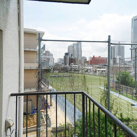 初台ハイホームの眺望・バルコニー写真