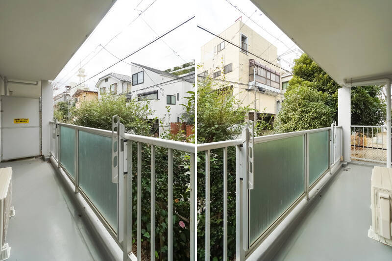 南西向きのバルコニーはLDKと洋室Ａにまたがっており、奥行きが深めです。広くて洗濯物を干しやすいのはもちろん、道路とのちょうどいい緩衝地帯になってくれています。