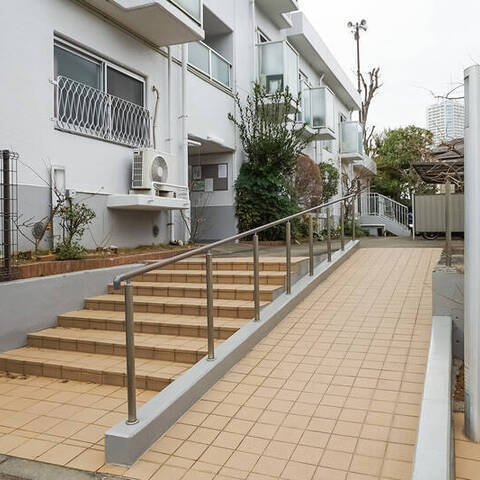 上野毛リッツハウスＣ館の建物・共用部写真