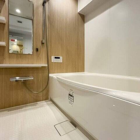 都立大バロンズコートの室内写真