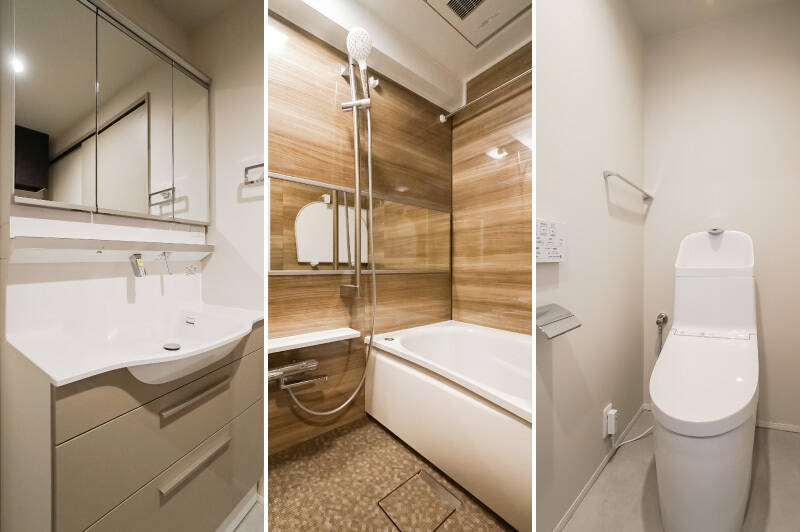<b><b>左・</b></b>ベージュを基調とした三面鏡付きの洗面化粧台。／<b><b>中央・</b></b>木目のパネルが印象的なユニットバスは、1116サイズ。浴室乾燥機付きです。／<b><b>右・</b></b>トイレは、白を基調としたシンプルな空間に仕上がっています。