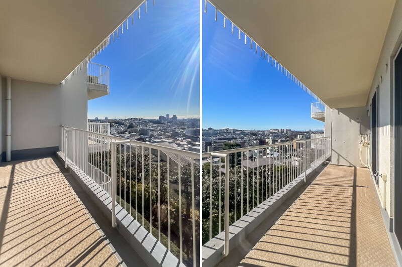 バルコニーはLDKと隣接する洋室Aの前まで続くロングサイズ。奥行きもゆったりで、思わず椅子に腰掛けてぼ〜っとしたくなりますね。