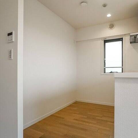 新横浜シティハイツ壱番館の室内写真