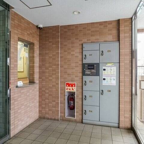 新横浜シティハイツ壱番館の建物・共用部写真