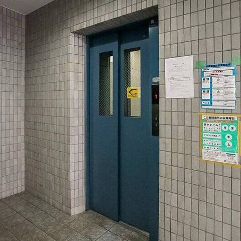 新横浜シティハイツ壱番館の建物・共用部写真