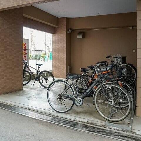 新横浜シティハイツ壱番館の建物・共用部写真